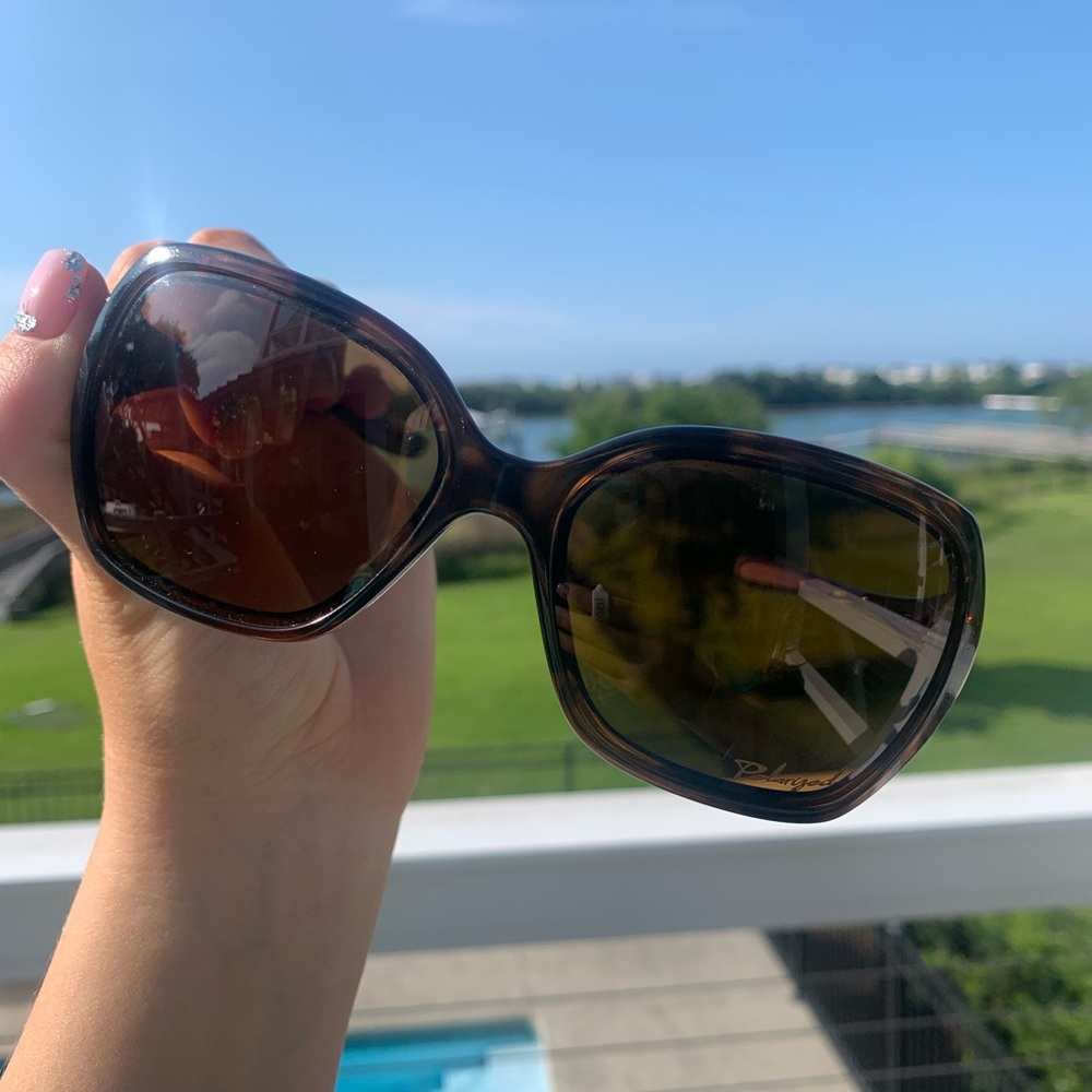 Women’s Oakley Sunglasses